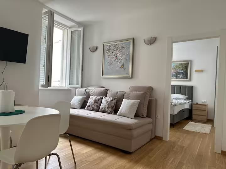 Old Town Apolon Luxury apartment